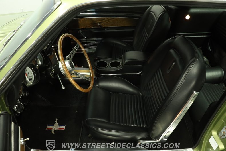 1967 Ford Mustang 35