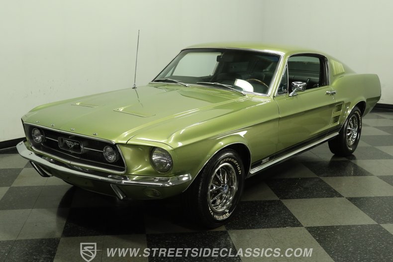 1967 Ford Mustang 18