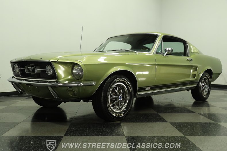1967 Ford Mustang 21