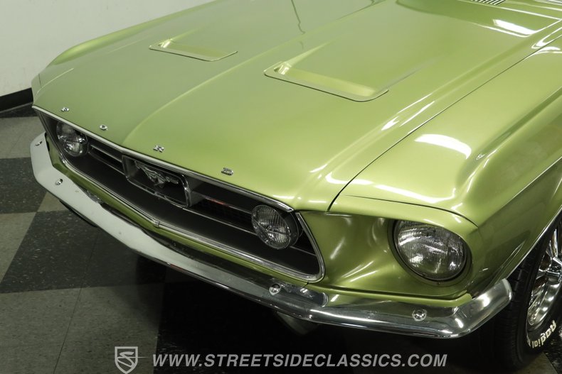 1967 Ford Mustang 19