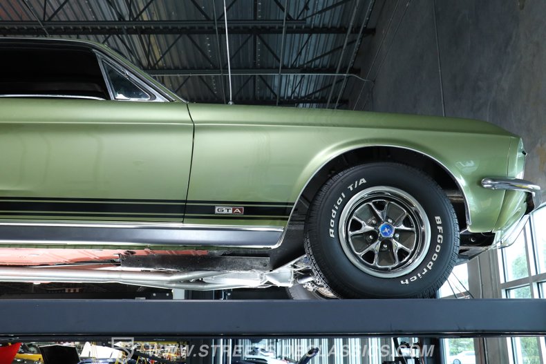 1967 Ford Mustang 68