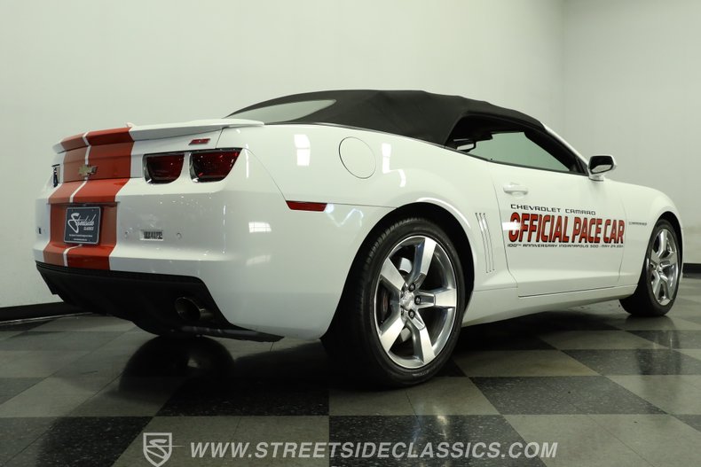 2011 Chevrolet Camaro 26