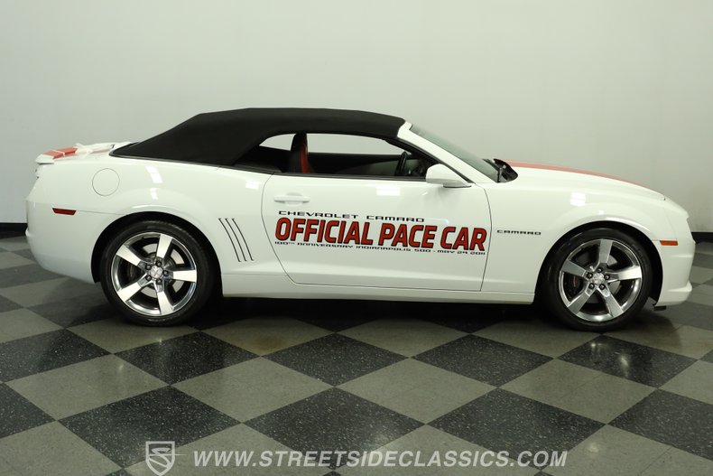 2011 Chevrolet Camaro 13