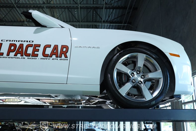 2011 Chevrolet Camaro 68