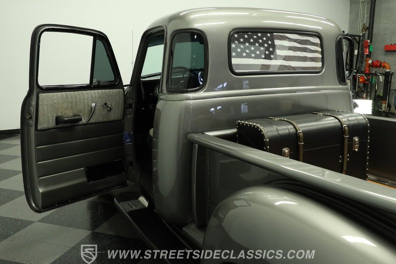 1955 Chevrolet 3100 33