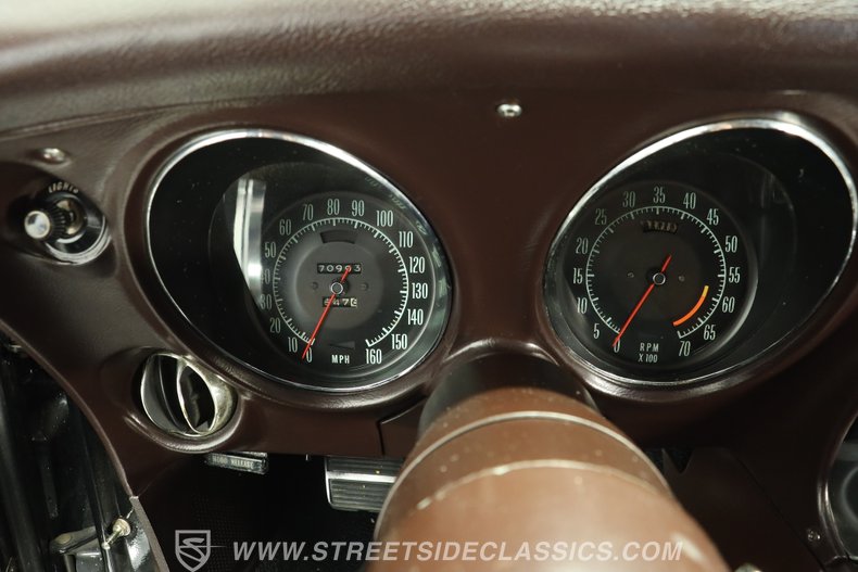 1968 Chevrolet Corvette 37