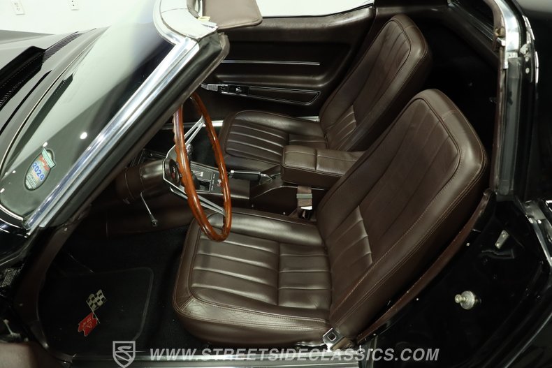1968 Chevrolet Corvette 35