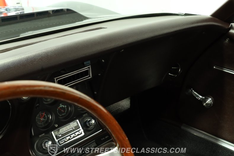 1968 Chevrolet Corvette 41