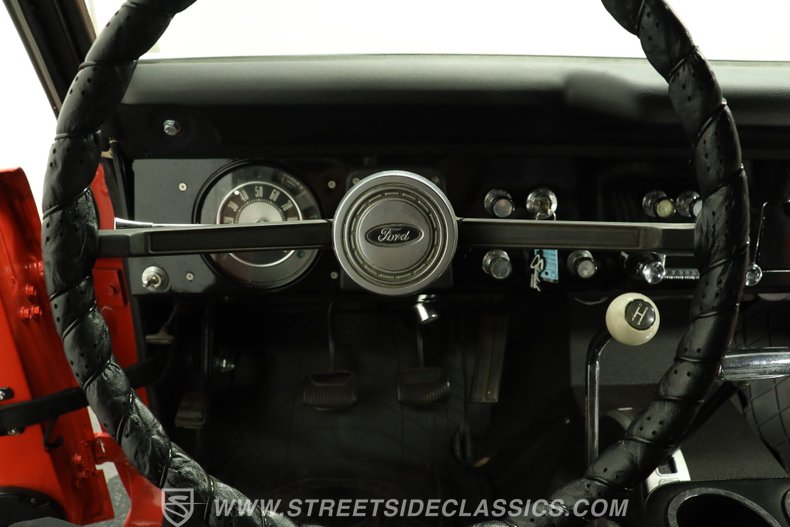 1971 Ford Bronco 36