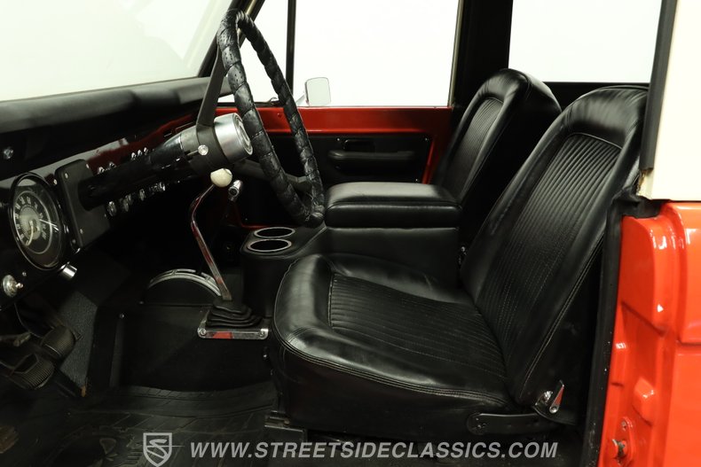1971 Ford Bronco 35