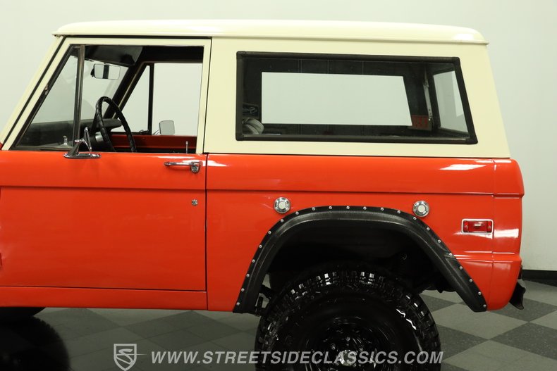 1971 Ford Bronco 24