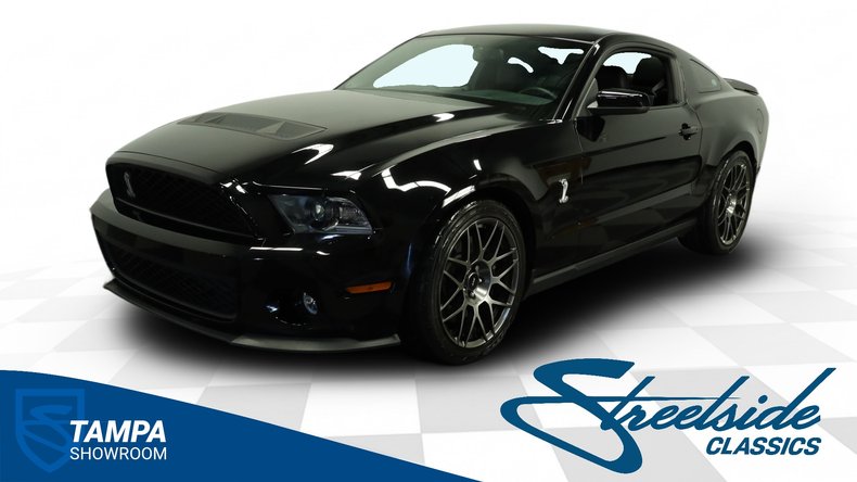 2012 Ford Mustang 1