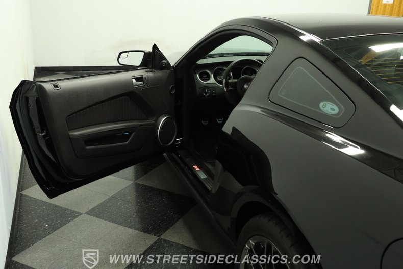 2012 Ford Mustang 33