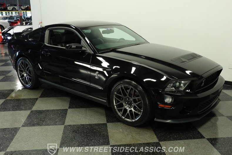 2012 Ford Mustang 14