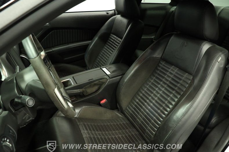 2012 Ford Mustang 42