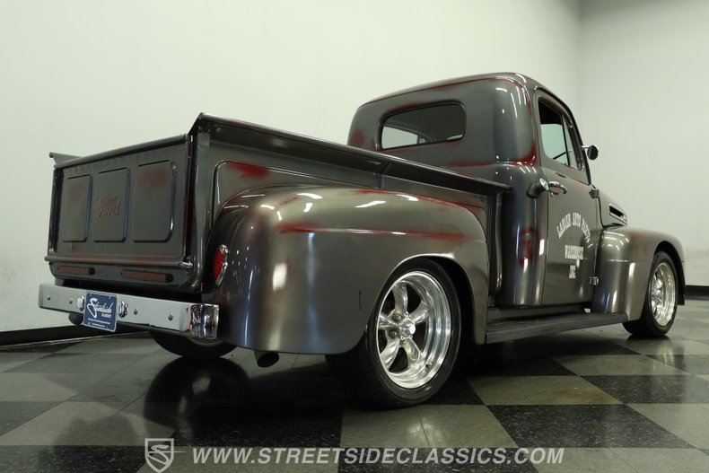 1949 Ford F-1 26