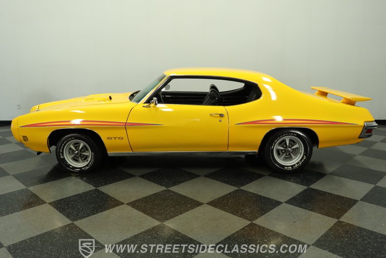 1970 Pontiac GTO 2