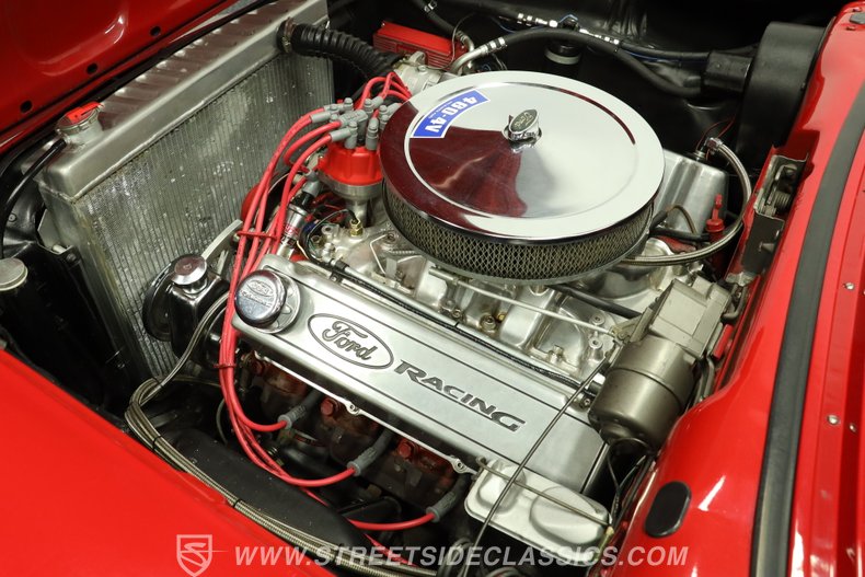 1957 Ford Fairlane 31