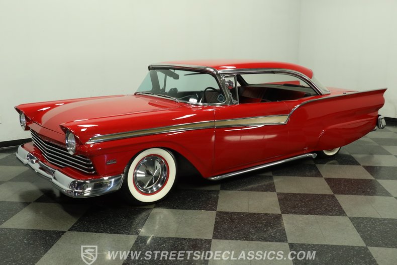 1957 Ford Fairlane 6