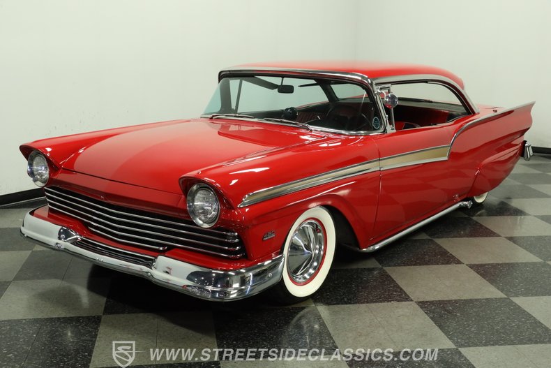 1957 Ford Fairlane 18
