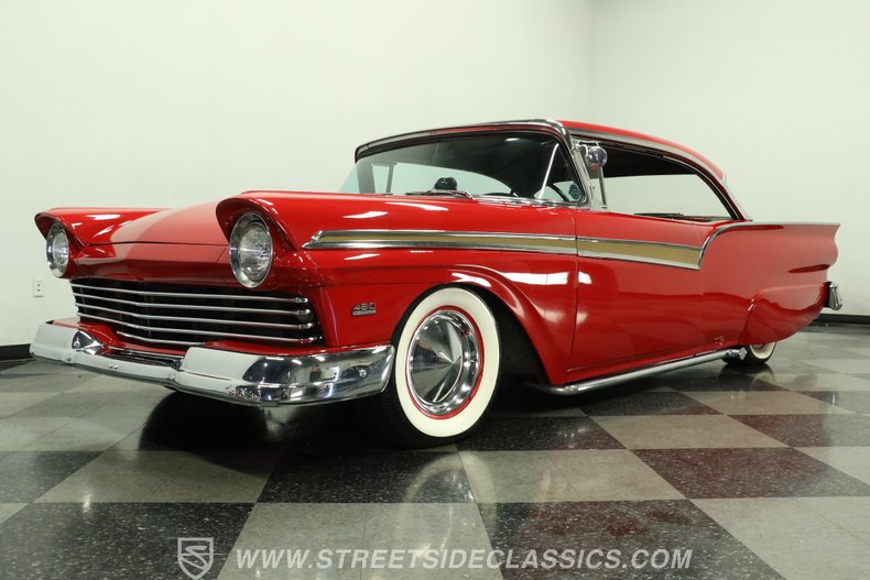 1957 Ford Fairlane 21