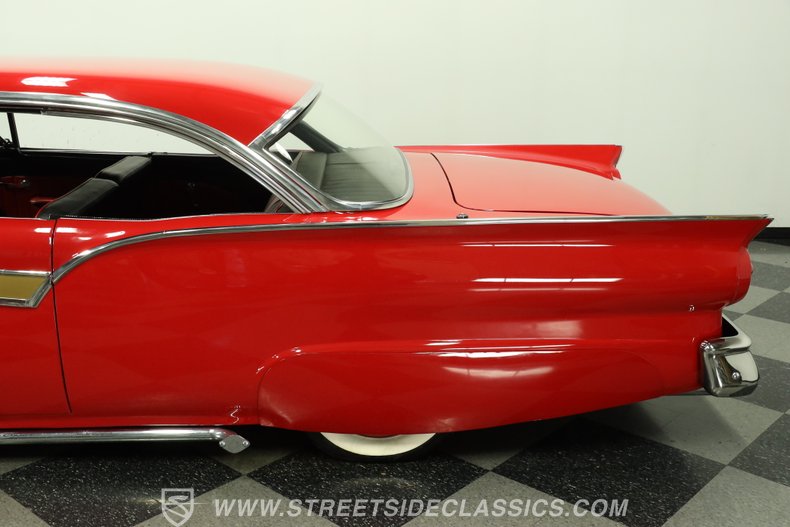 1957 Ford Fairlane 24