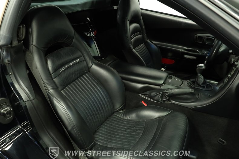 2002 Chevrolet Corvette 43