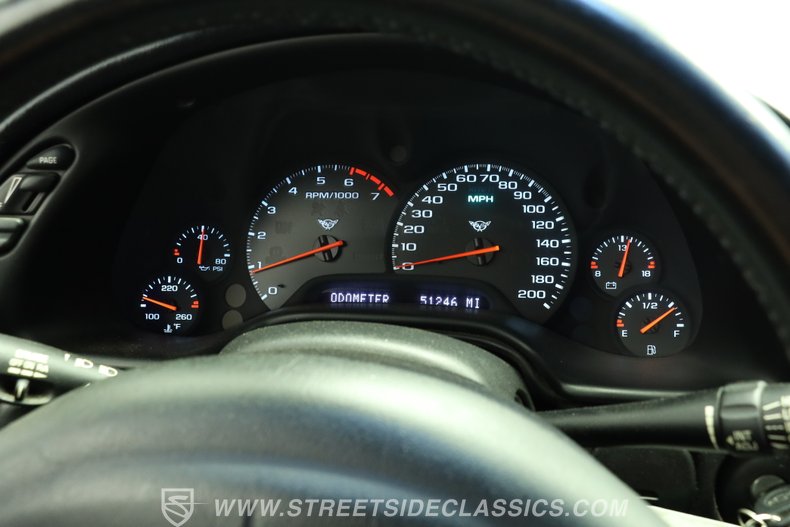 2002 Chevrolet Corvette 37