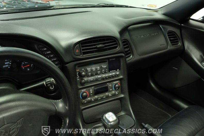 2002 Chevrolet Corvette 41