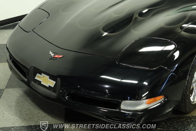 2002 Chevrolet Corvette 19