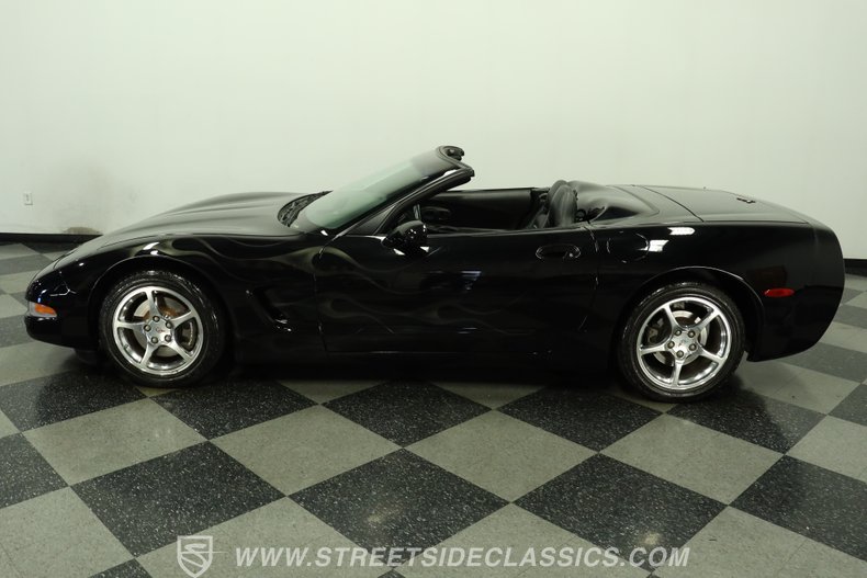 2002 Chevrolet Corvette 2