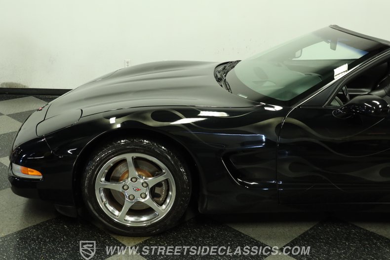 2002 Chevrolet Corvette 23