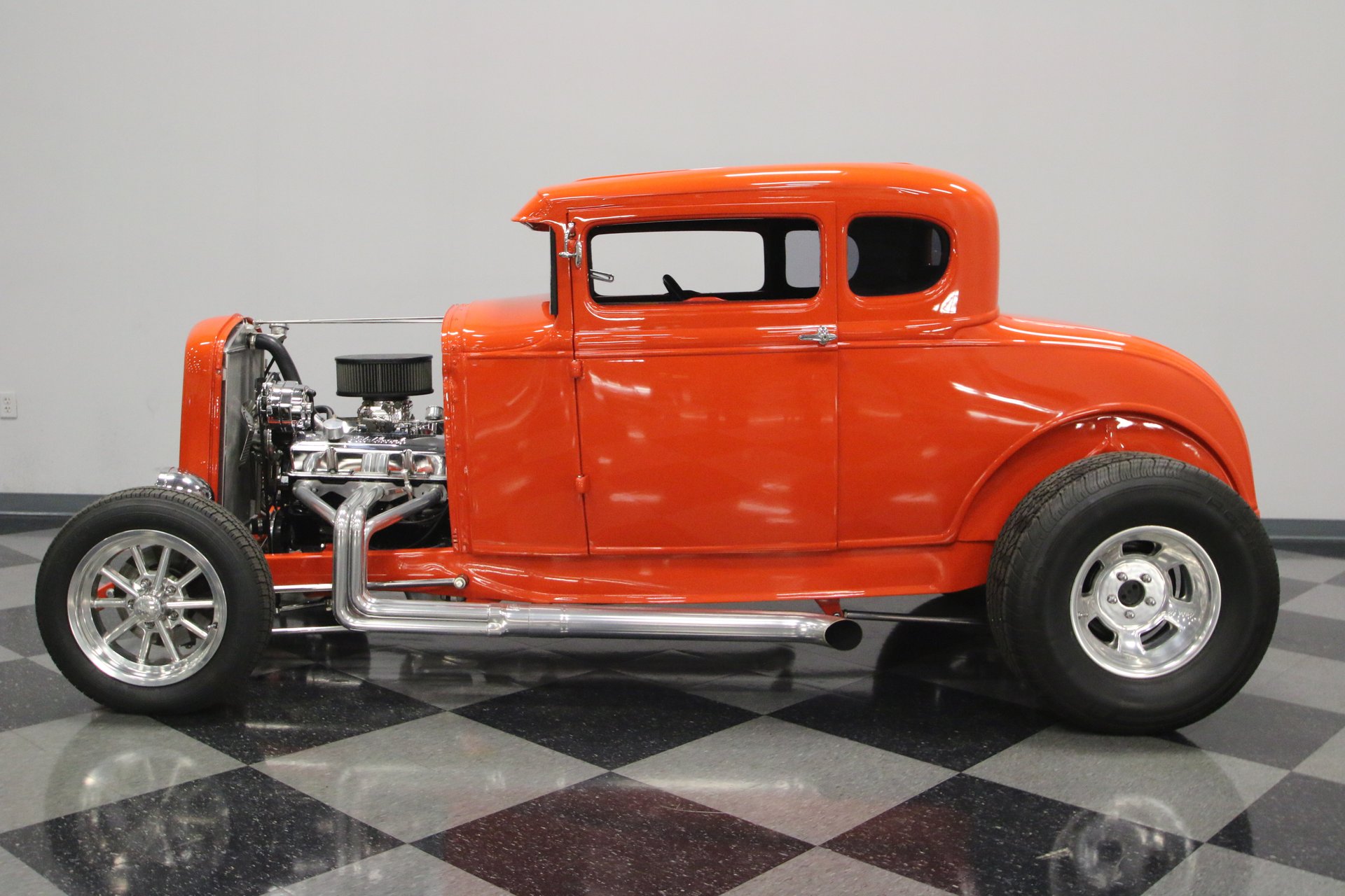 1930 ford 5 window coupe