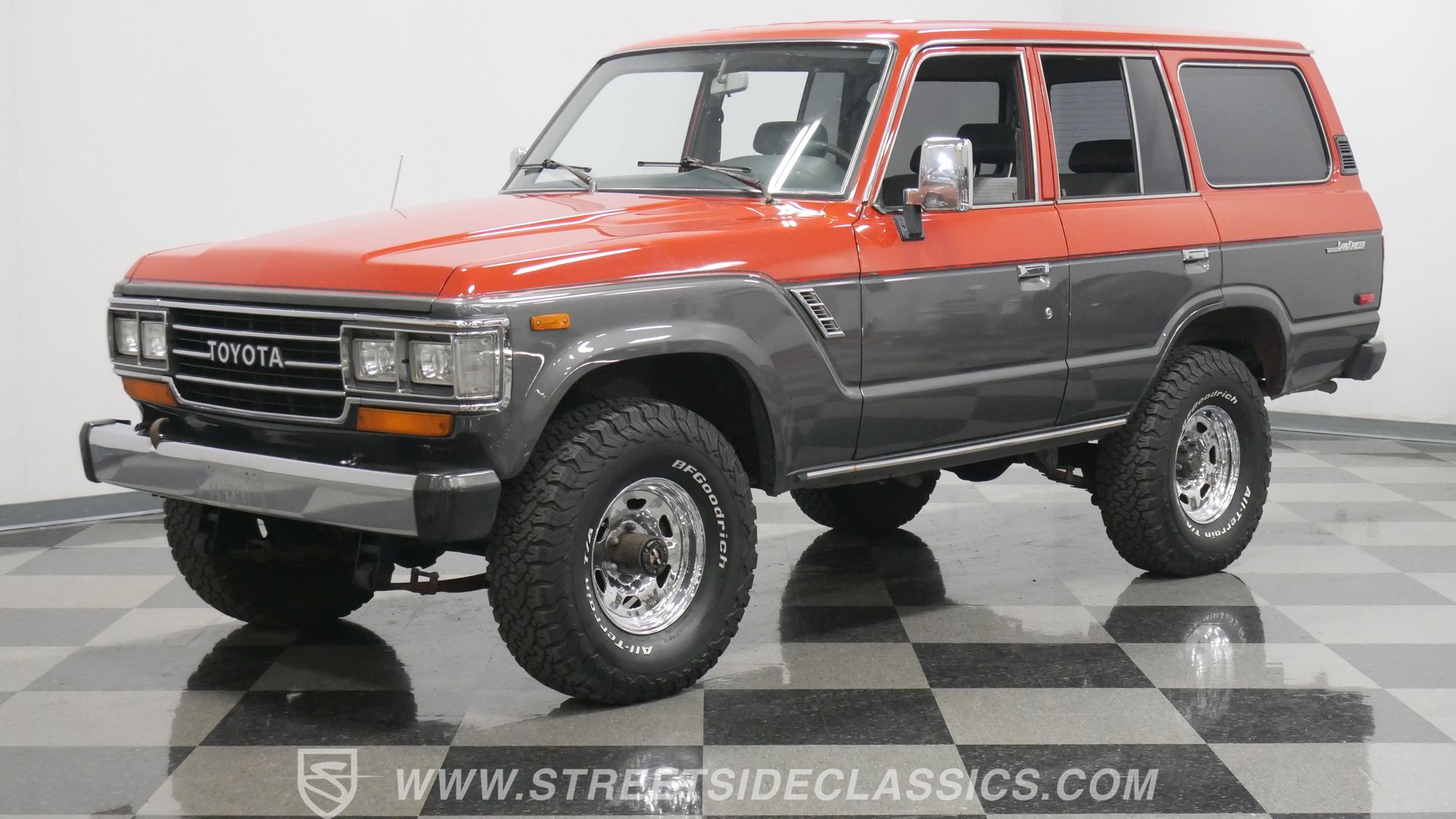 thumbnail image 2 of NEW OEM Toyota Land Cruiser FJ62 1988-1990 Factory Manual Mirrors 2-Piece Set 2 of 6