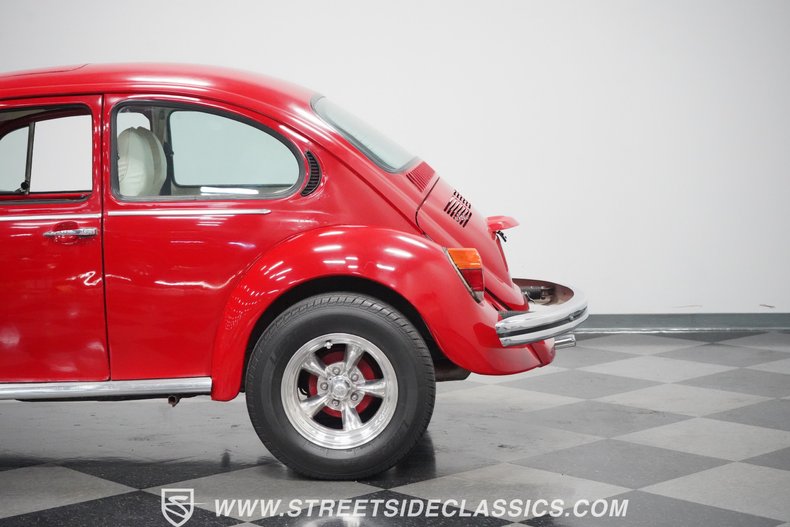 1975 Volkswagen Super Beetle 26