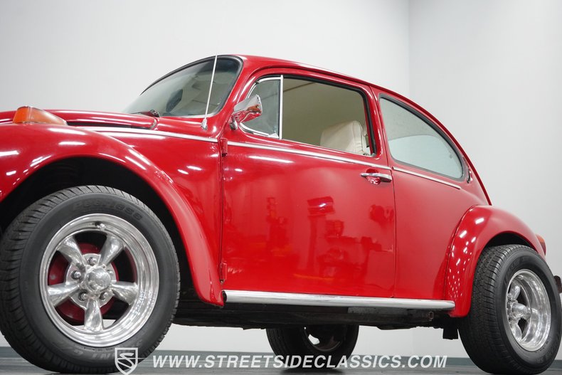 1975 Volkswagen Super Beetle 23
