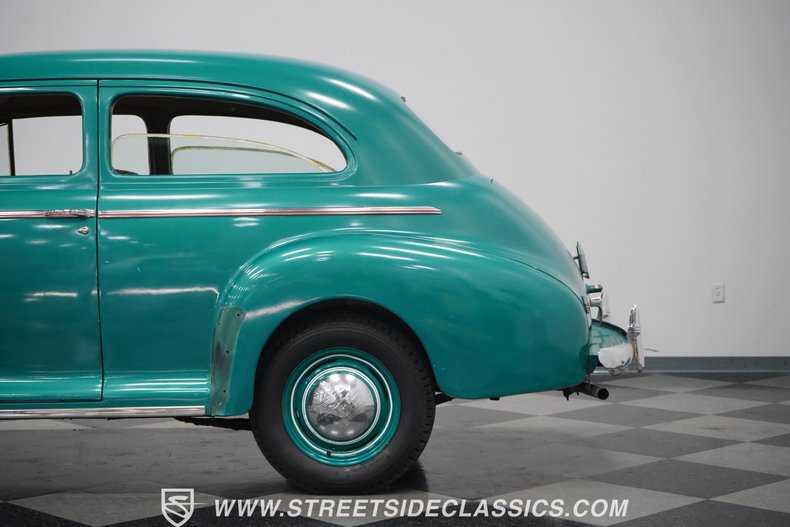 1941 Chevrolet Master Deluxe 10