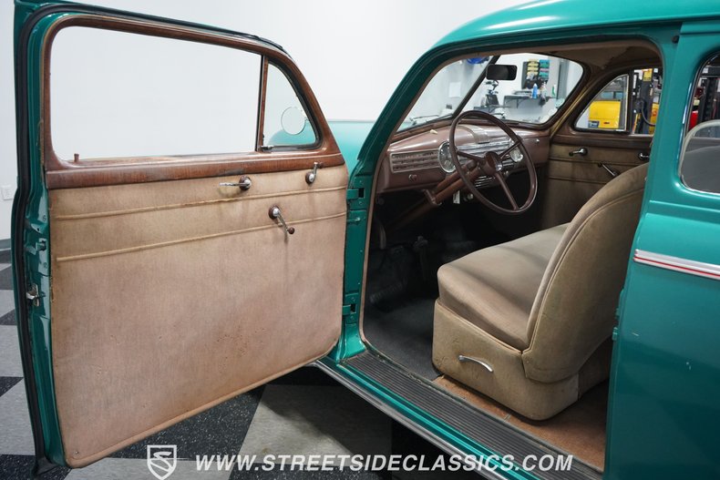 1941 Chevrolet Master Deluxe 27