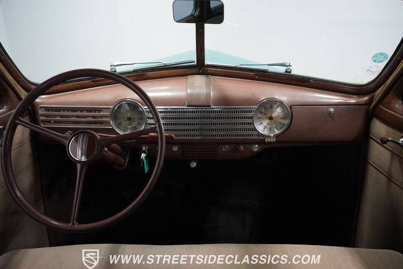1941 Chevrolet Master Deluxe 37