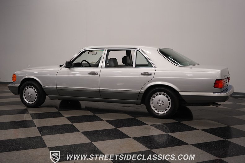 1991 Mercedes-Benz 560SEL 10