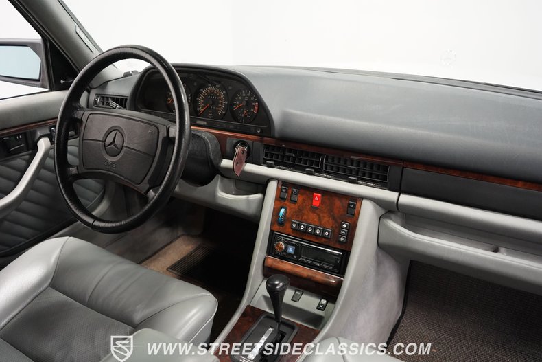 1991 Mercedes-Benz 560SEL 55