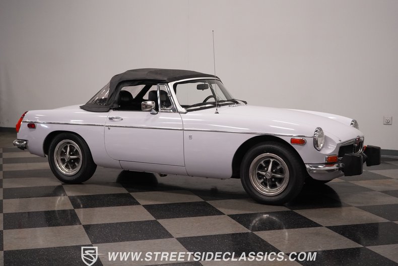 1974 MG MGB 18