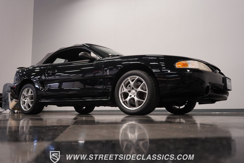 1997 Ford Mustang 34