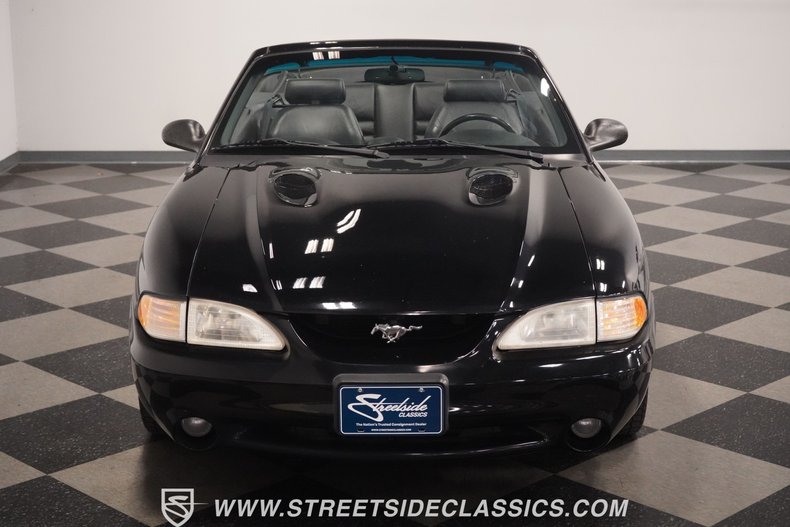 1997 Ford Mustang 21