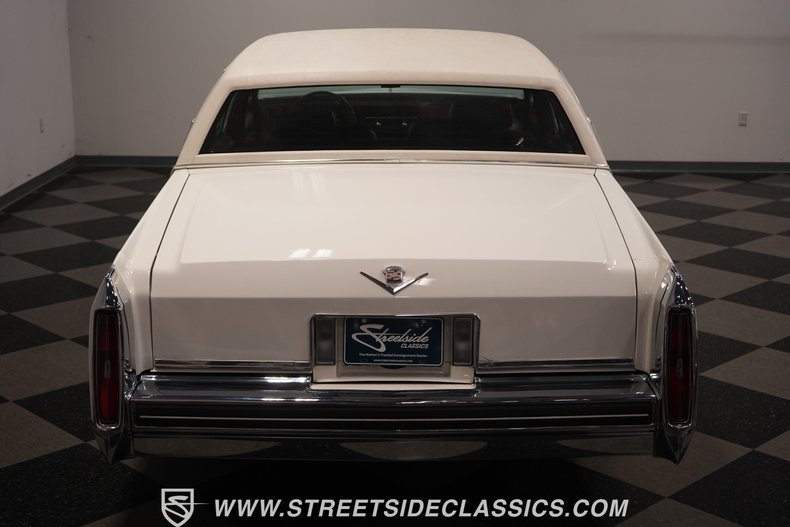 1984 Cadillac DeVille 28