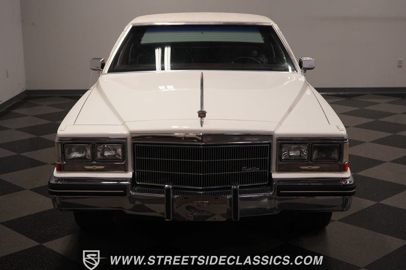 1984 Cadillac DeVille 21