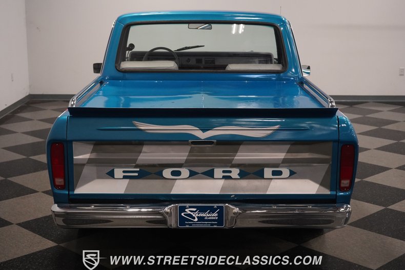 1974 Ford F-100 28