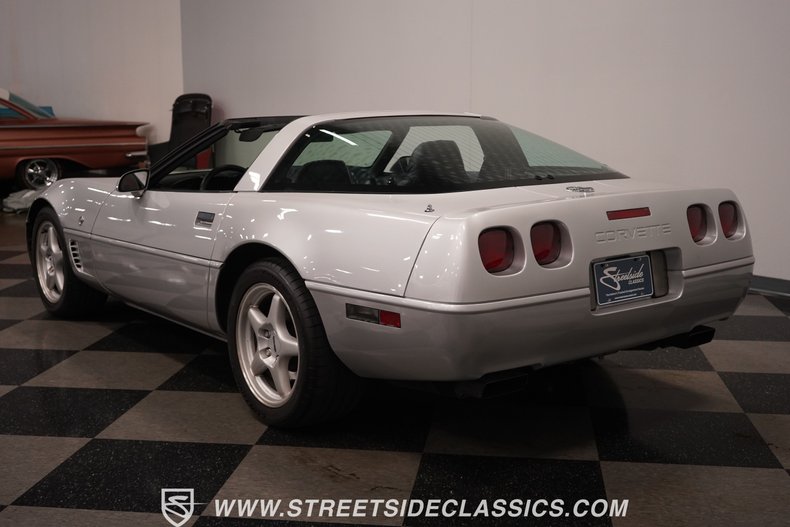 1996 Chevrolet Corvette 12
