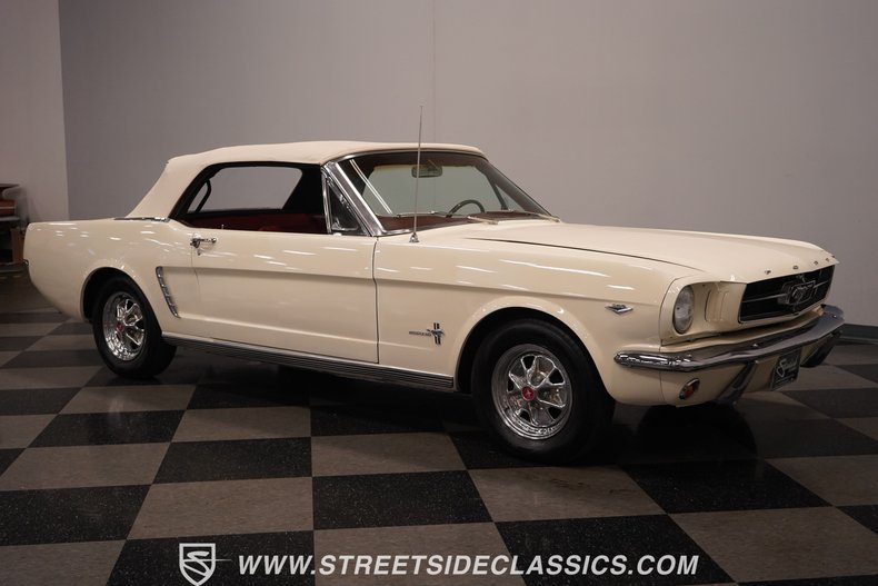 1965 Ford Mustang 19