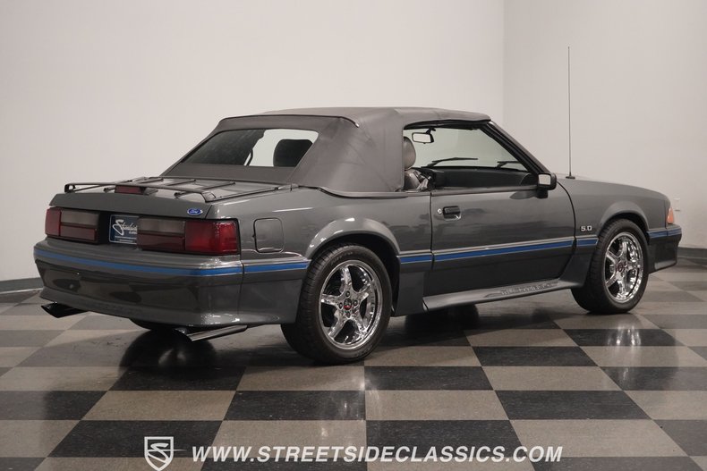 1989 Ford Mustang 15